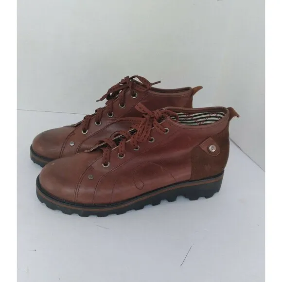 Vintage Brown Leather Ankle Boots with Chunky Lug Sole Platform‎ Combat Style