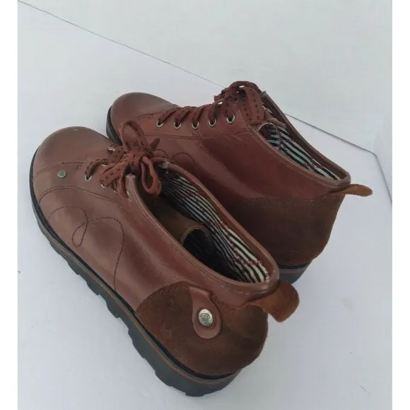 Vintage Brown Leather Ankle Boots with Chunky Lug Sole Platform‎ Combat Style
