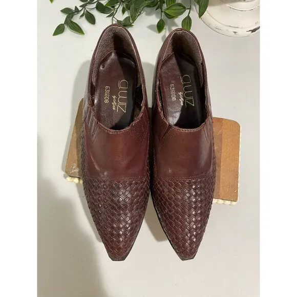 Vintage Brown Leather Slip-On Loafers With Woven Detail &amp; Low Heel Size 7M