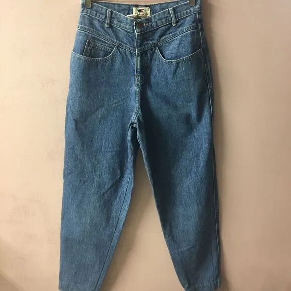 Vintage Calvin Klein Medium Wash Blue Tapered Fit Mom Jeans