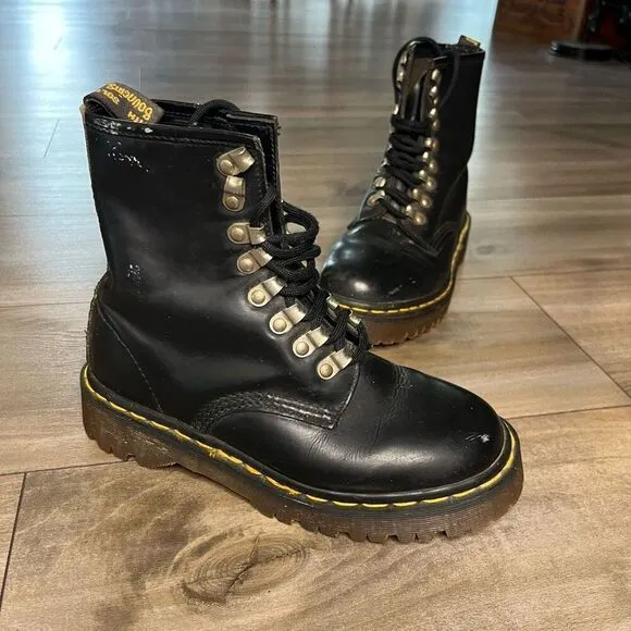 Vintage Doc Martens Made in England Lug Sole Combat Boots Women 4