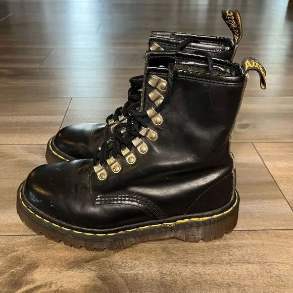 Vintage Doc Martens Made in England Lug Sole Combat Boots Women 4