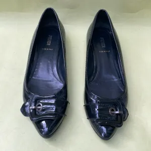 Vintage Fendi Black patent leather flats with Sophisticated Detail at the front