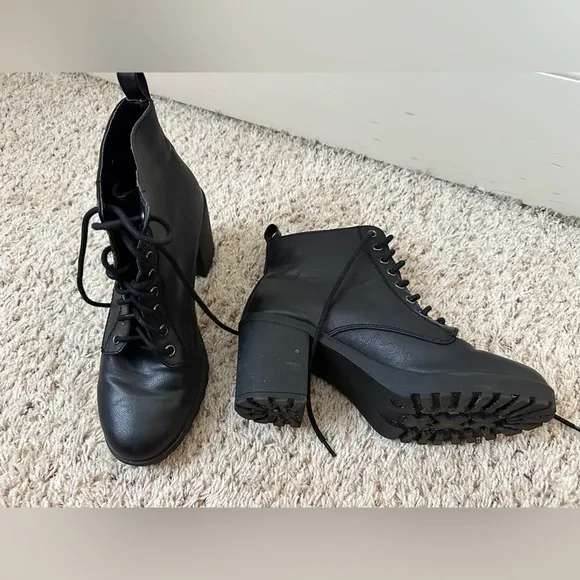 Vintage MIA Women’s Black Combat Boots Kat Lace Up Size 8.5 Rocker Punk Biker