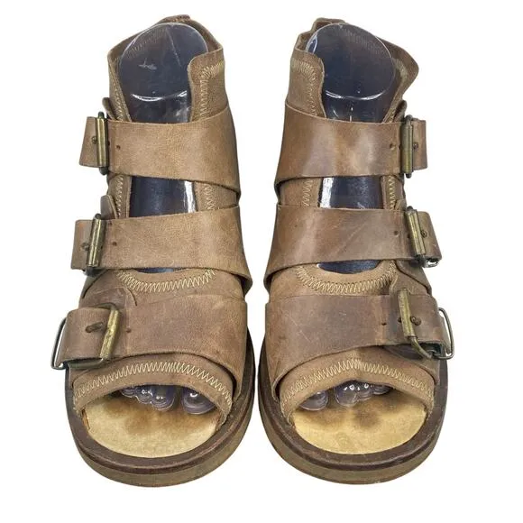 Vintage Y2K Rare Destroy Women’s Brown Leather Distressed Sandal Size 37/38 US 7