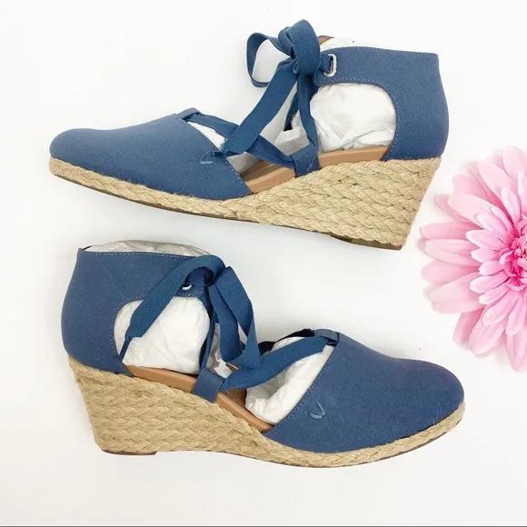 Vionic Aruba Kaitlyn Canvas Wedge Lace Up  Espadrilles: Denim Blue