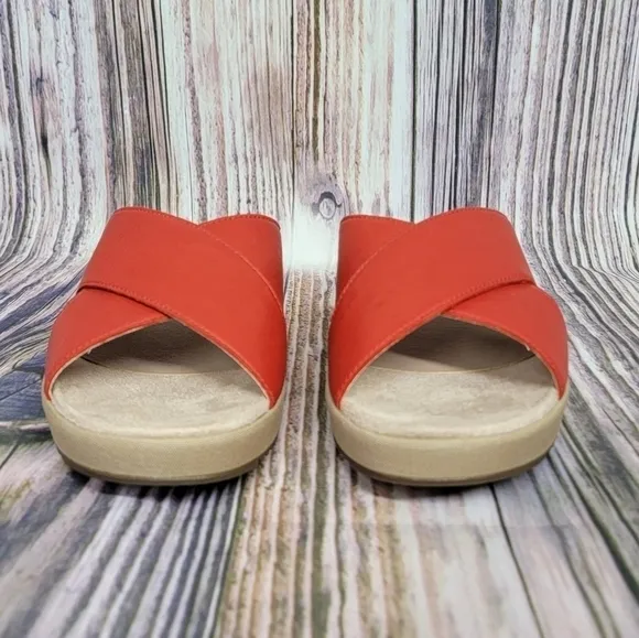 Vionic Hayden Red Leather Platform Slide Sandals