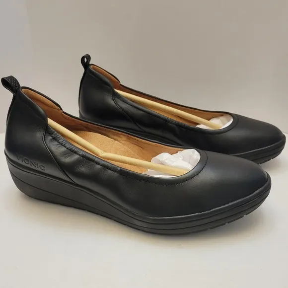Vionic Jacey Flats Women's Black Leather Slip On Wedge Shoes Sz 8.5 NIB Fashion