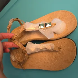 Vionic Sandals size 9 NWOT
