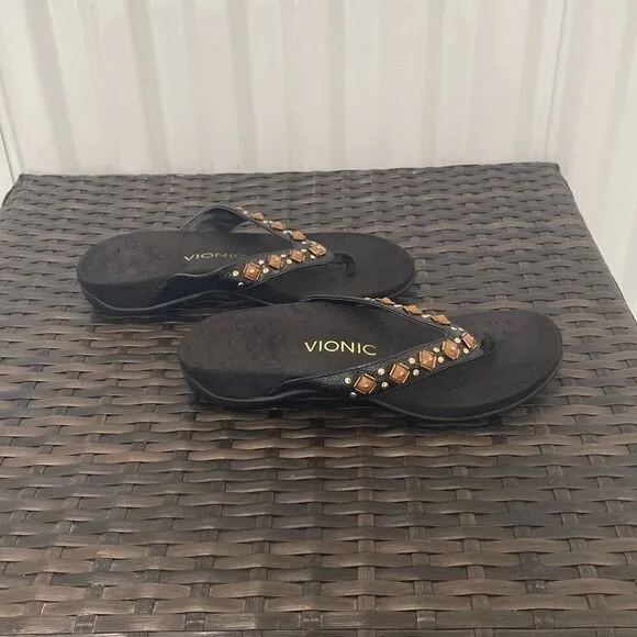 Vionic sandals, women’s size 6