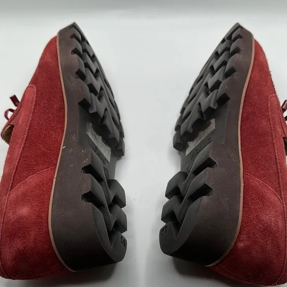 Vionic Sz 6 1/2 Finley Red Flats Suede Loafers