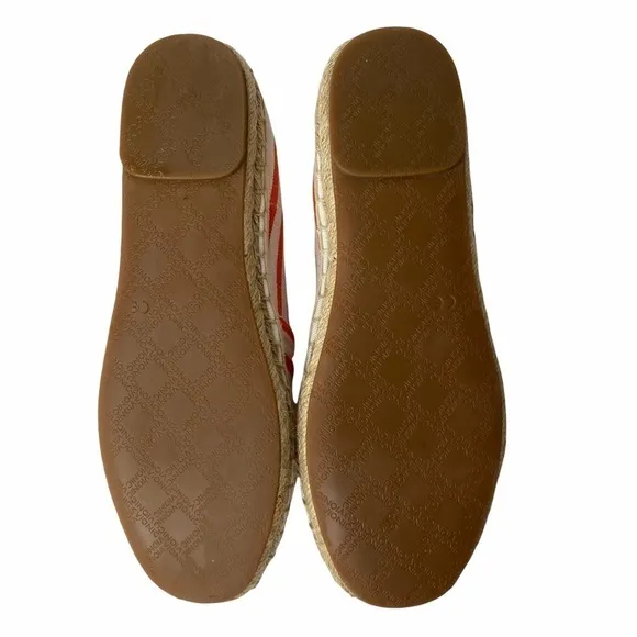 Vionic Valeri Canvas Espadrilles. Size 7