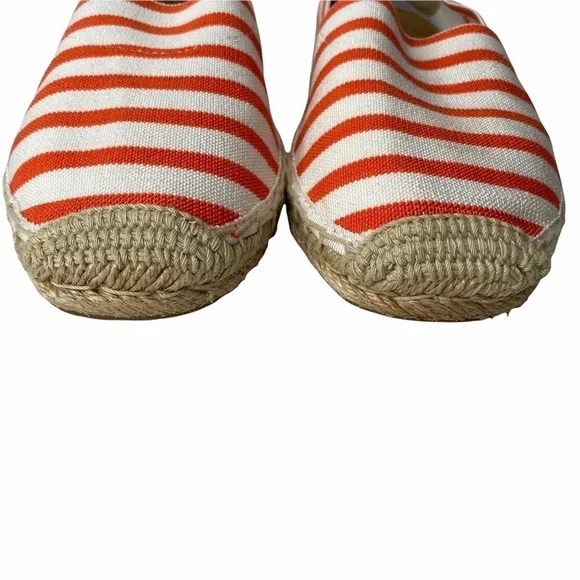Vionic Valeri Canvas Espadrilles. Size 7