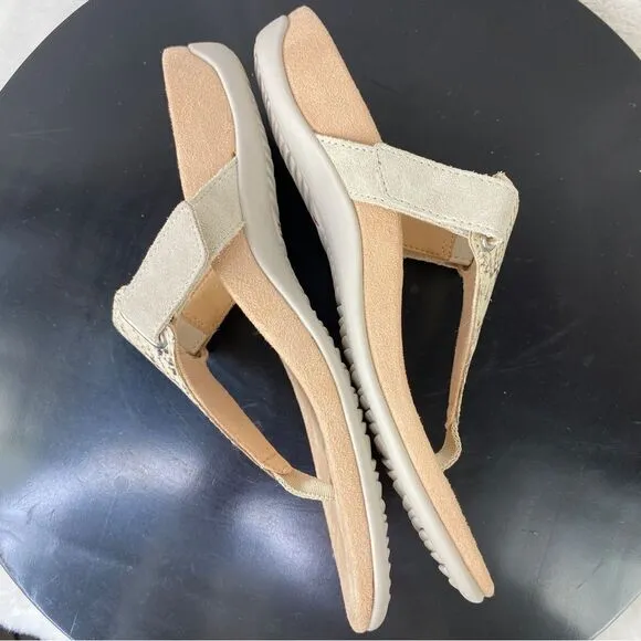 Vionic Wanda Leather T-strap Thing Sandals Beige 7 Bone Snake Embossed
