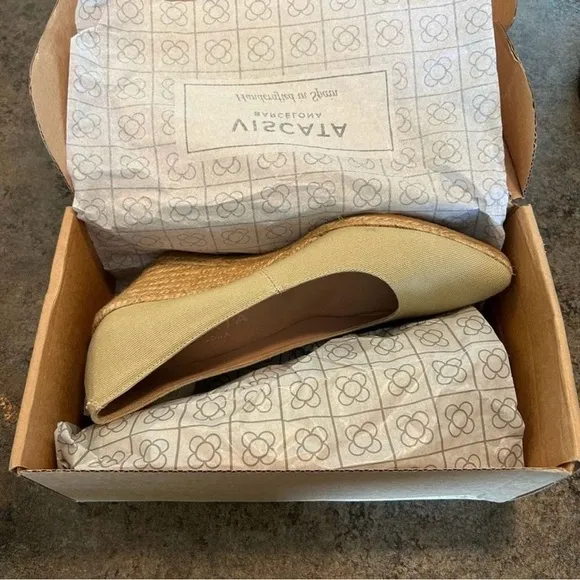 Viscata Roses Espadrille Canvas Wedge Shoes 38.5 EU NWT