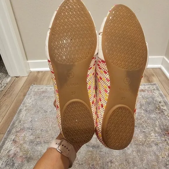 Vivaia Bibi Almond Toe Knotted Sustainable Flats Size 37 (6.5)