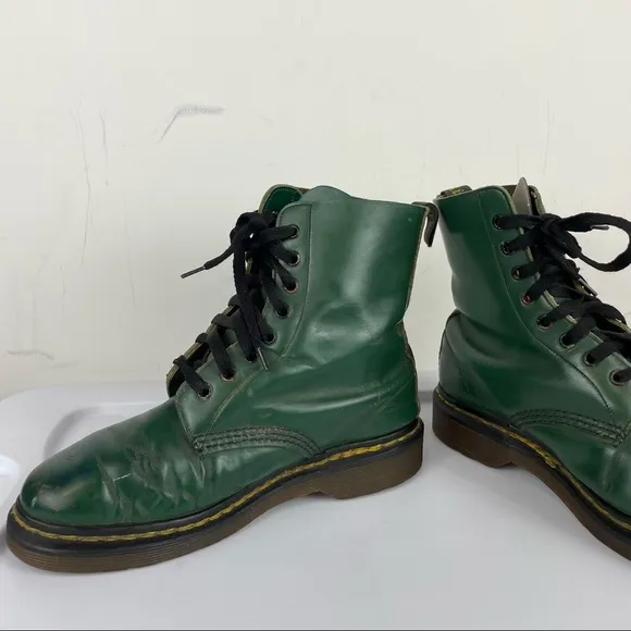 Vtg Doc Martens Made in England Forest Green Combat Boots Sz 5 UK Grunge