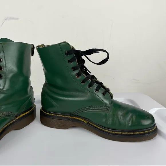 Vtg Doc Martens Made in England Forest Green Combat Boots Sz 5 UK Grunge