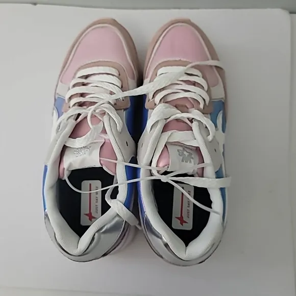 W6YZ Deva Suede Lace-Up Platform Sneakers