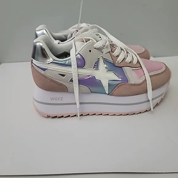 W6YZ Deva Suede Lace-Up Platform Sneakers