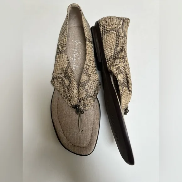 Women's Beige Snakeskin Sandals Size 10 made in Italy