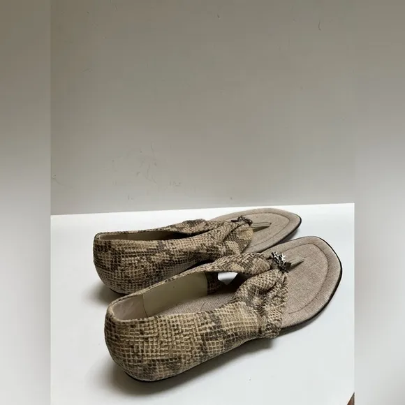 Women's Beige Snakeskin Sandals Size 10 made in Italy