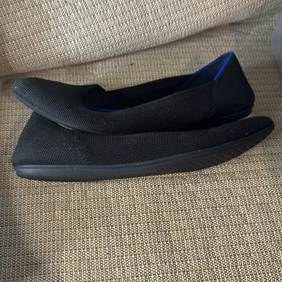 Womens Black Rothy's flat rounded toe slip on shoes Size 10 US