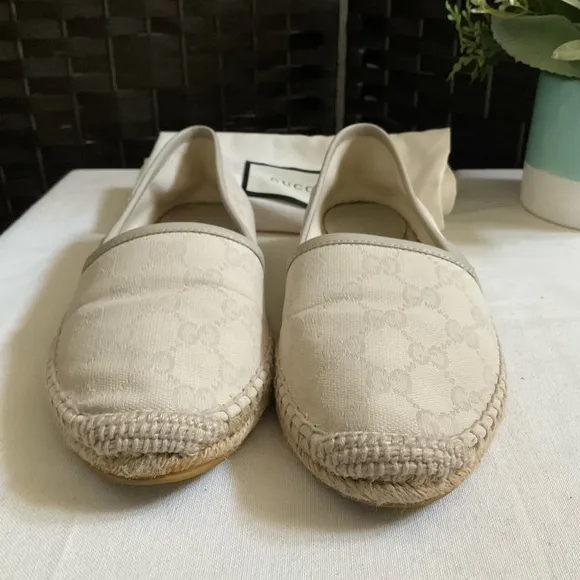 Women's Cream Espadrille Flats