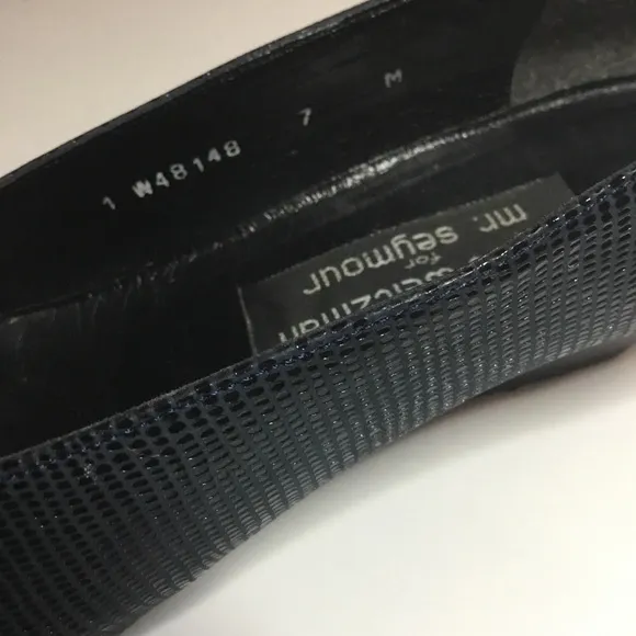 Women’s Navy Stewart Weitzman Slip-On Flats with Textured Surface Size 7 NWOB