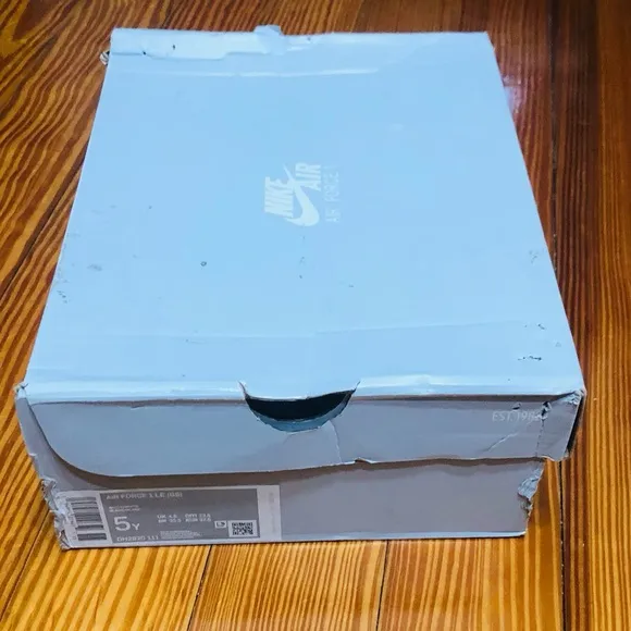 Women’s Nike airforce  1 platform  low lace up Sneakers white.7
