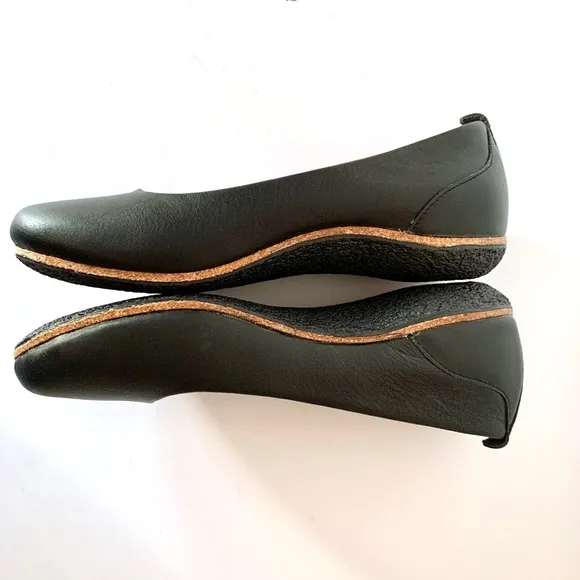 Women’s ReCORK x SOLE Grace Leather Cork Flats 7
