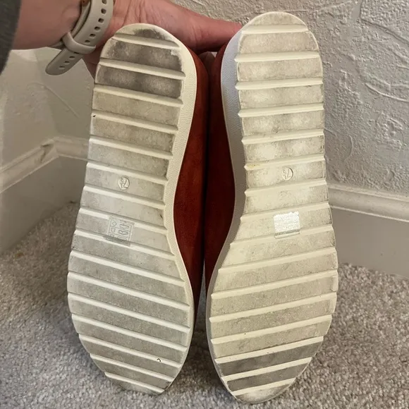 Women’s sport Demi wedge Orange flats 7.5 Eileen Fisher humor
