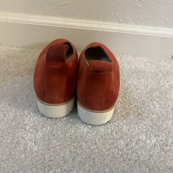 Women’s sport Demi wedge Orange flats 7.5 Eileen Fisher humor