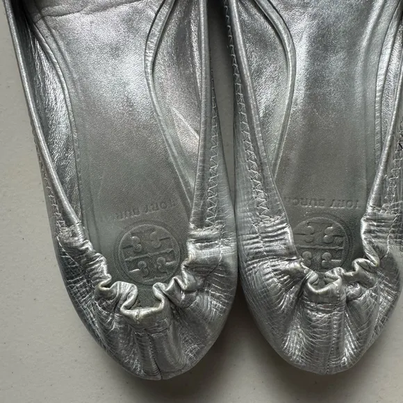 Women's Tory Burch Ballet Flats Size 8.5 Silver