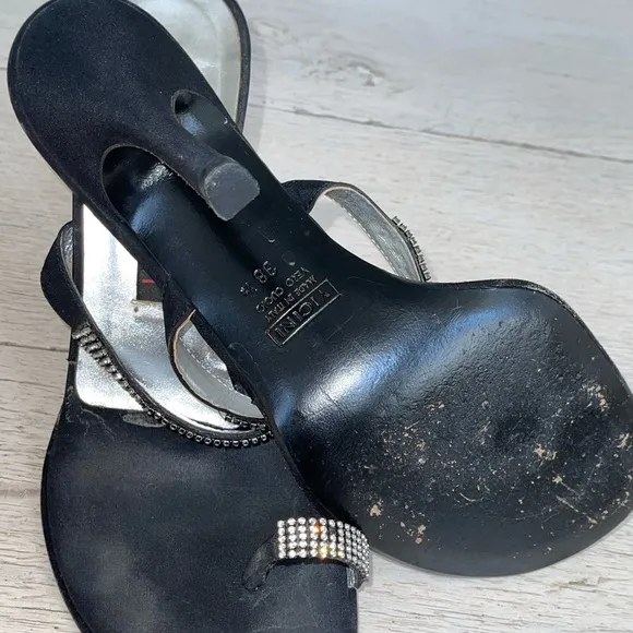 Womens Vicini black crystal heels size 38 1/2