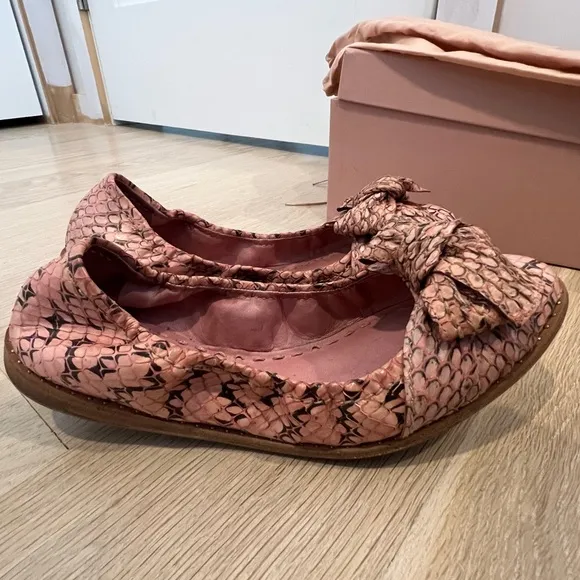 WORN ONCE! Miu Miu Snakeskin Flats - Cipria Light Pink - Sz 37