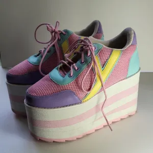 XTRA by YRU Karazii Platform Sneakers - Pastel Size 9
