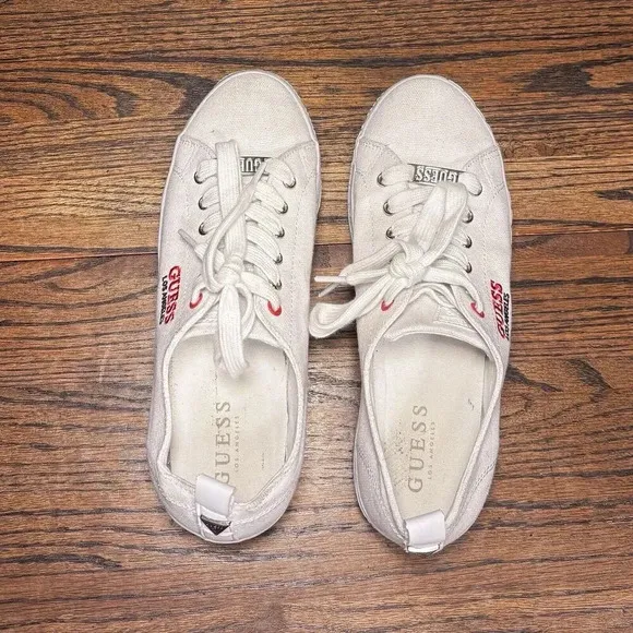 Y2K Vintage GUESS Los Angeles Classic White Platform Sneakers Women’s 7