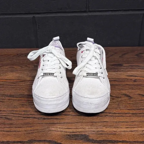 Y2K Vintage GUESS Los Angeles Classic White Platform Sneakers Women’s 7