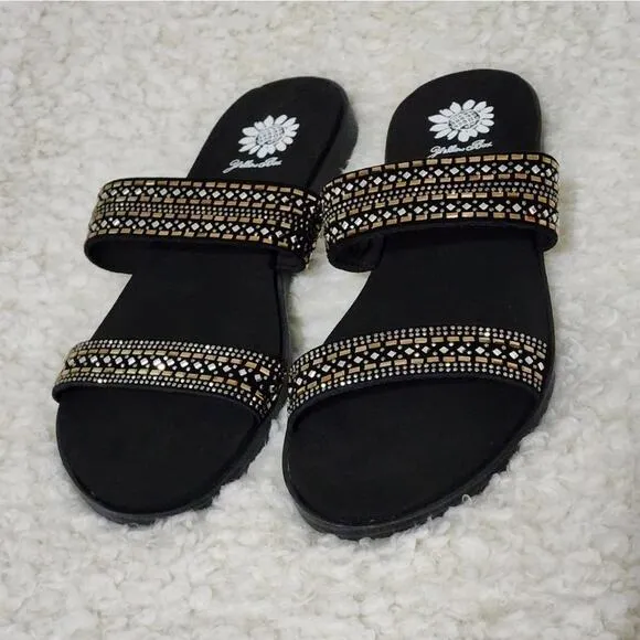 Yellow Box Delfie Metallic Multi strap sandal size 9.5 new!!!
