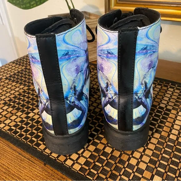 Yes we Vibe Boots Woman’s 6M Tie dye blue white combat Chelsea Boots lace ups