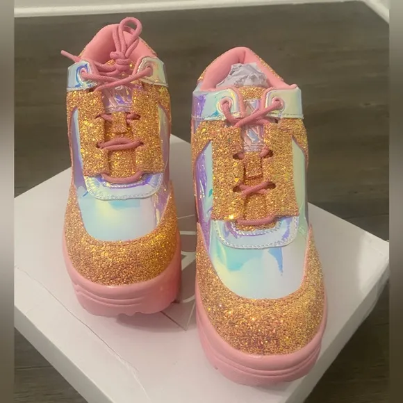 YRU | Matrixx Pink Glitter Platform Sneakers
