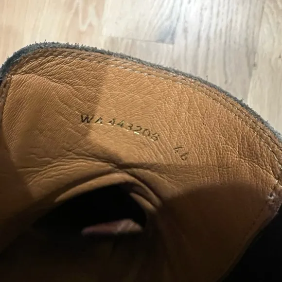 YSL WYATT CHELSEA BOOTS IN SUEDEUS 13