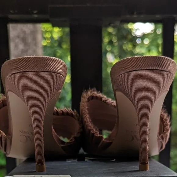 ZAC by ZAC POSEN Venecia Slip On Stiletto Mule Sandals in Cappuccino Size 6M New
