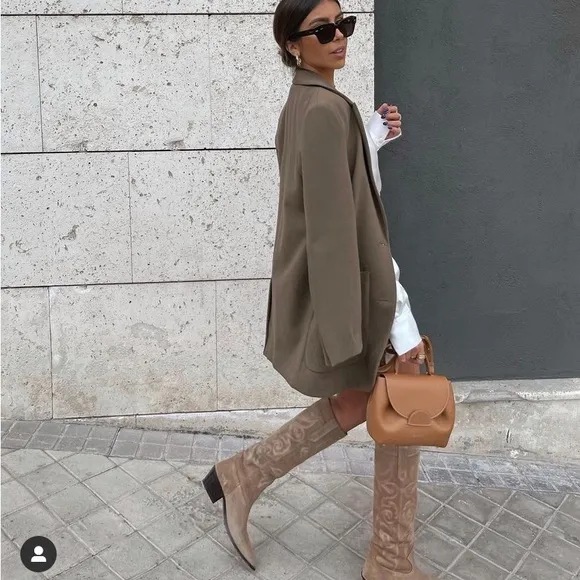 Zara bloggers fave split leather western heeled boots