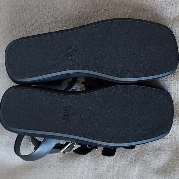 Zara Buckle Strap Flatform Sandals
