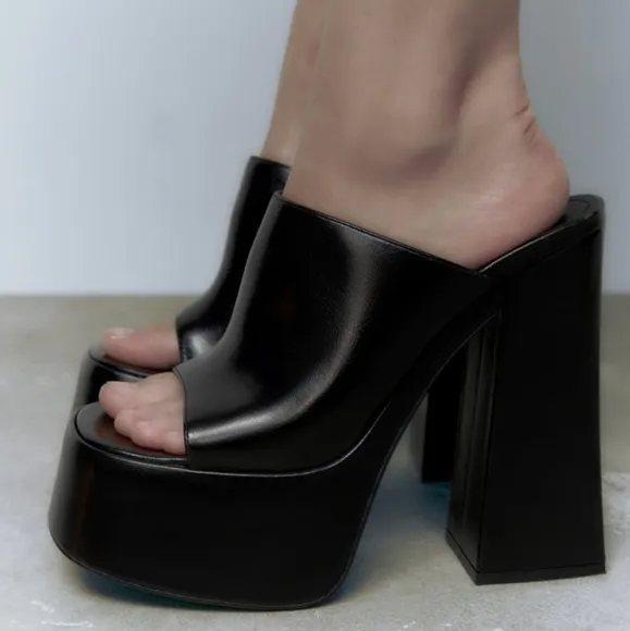 Zara CHUNKY PLATFORM SANDALS bloggers favorito