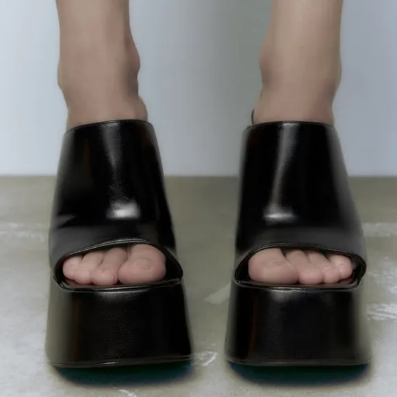 Zara CHUNKY PLATFORM SANDALS bloggers favorito
