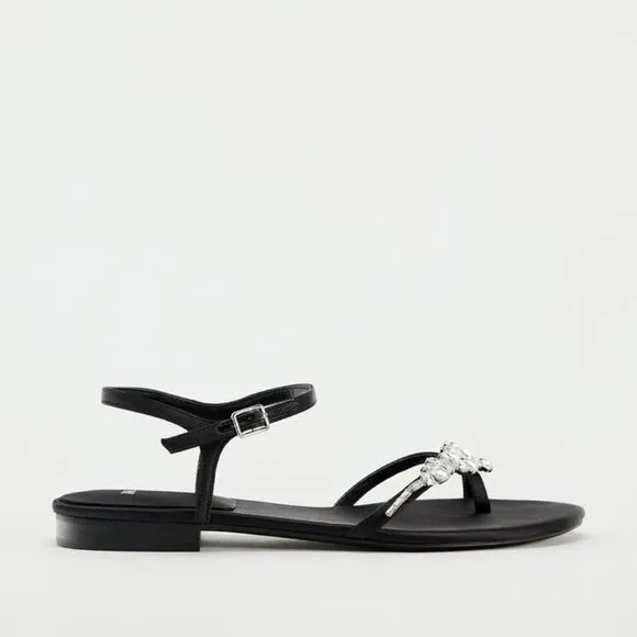ZARA EMBELLISHED FLAT SANDALS SIZE 8