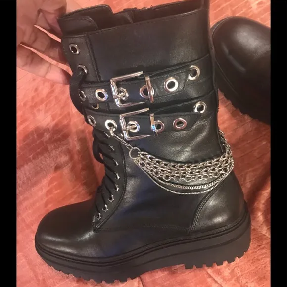 ZARA LEATHER COMBAT BOOTS BLACK WITH ZIPPER &amp; LACE